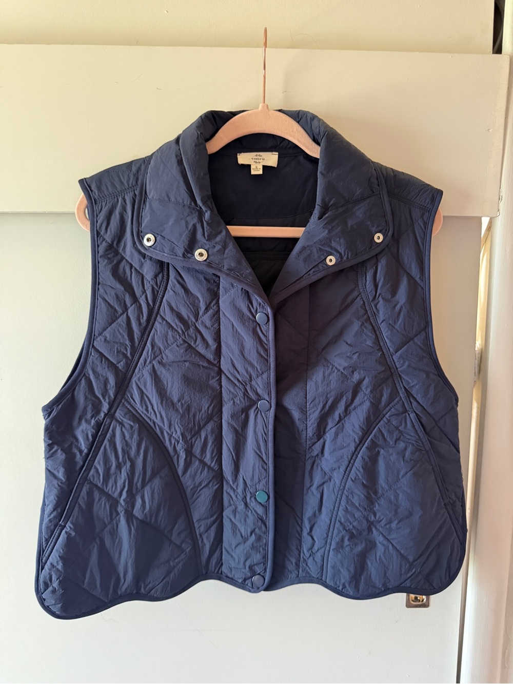 entro Quilted Navy Sleeveless Vest